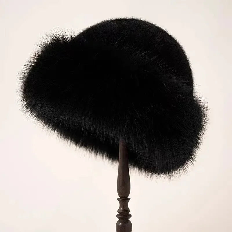 HAZEL | Fur Hat for Chic Winter Elegance