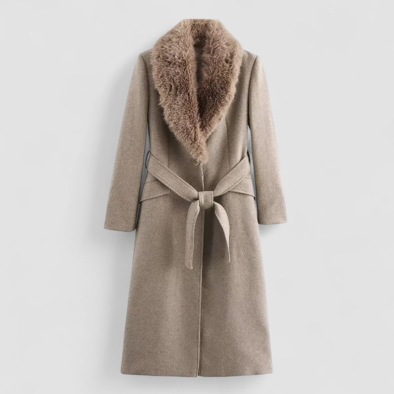 Luxurious coat